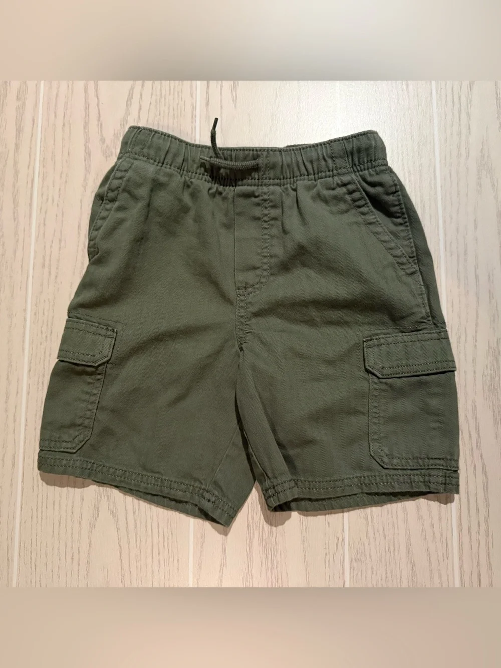 OshKosh B’gosh Boys Size 6 Cargo Shorts 3pc Lot Pull On Khaki Green Gray Casual